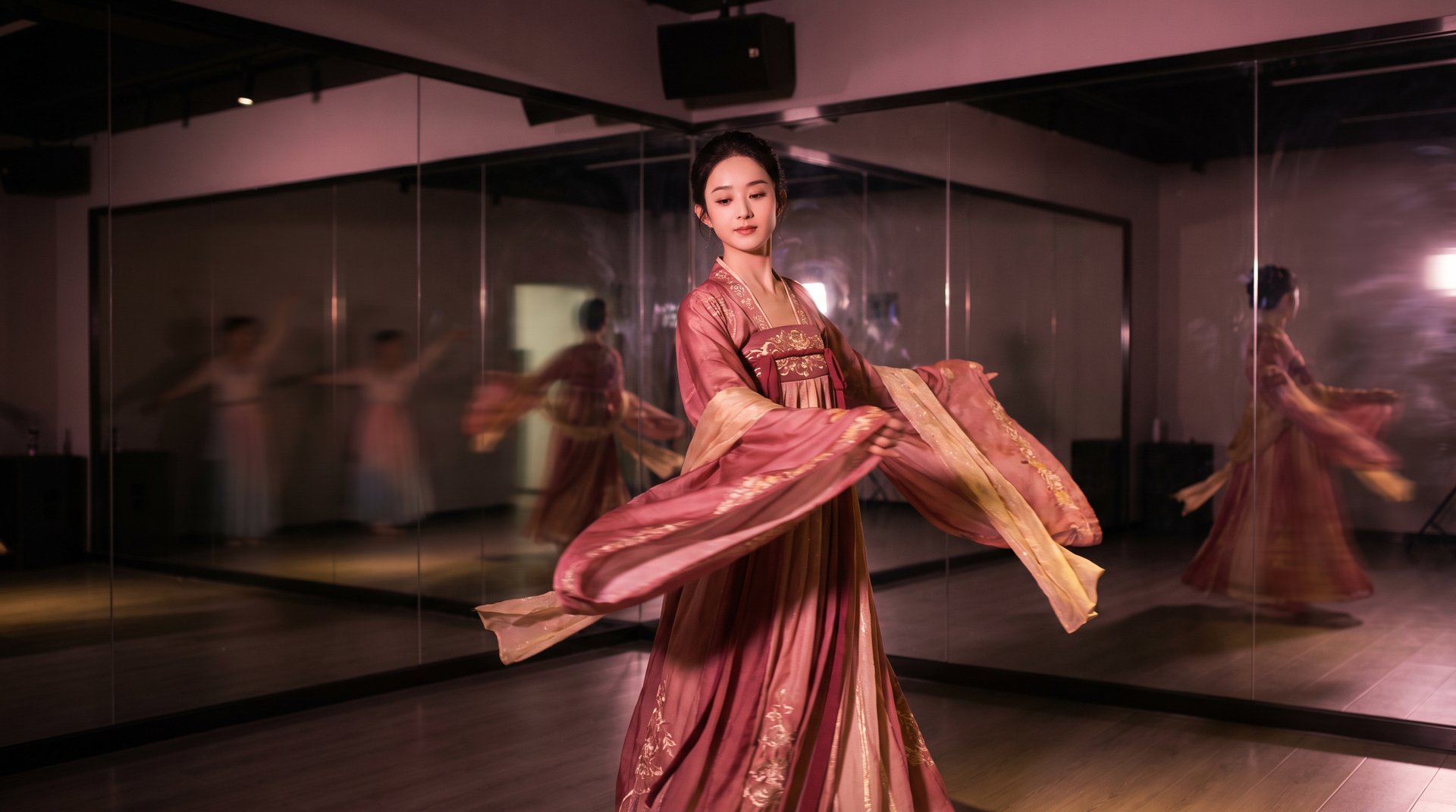 萝莉岛舞蹈视频